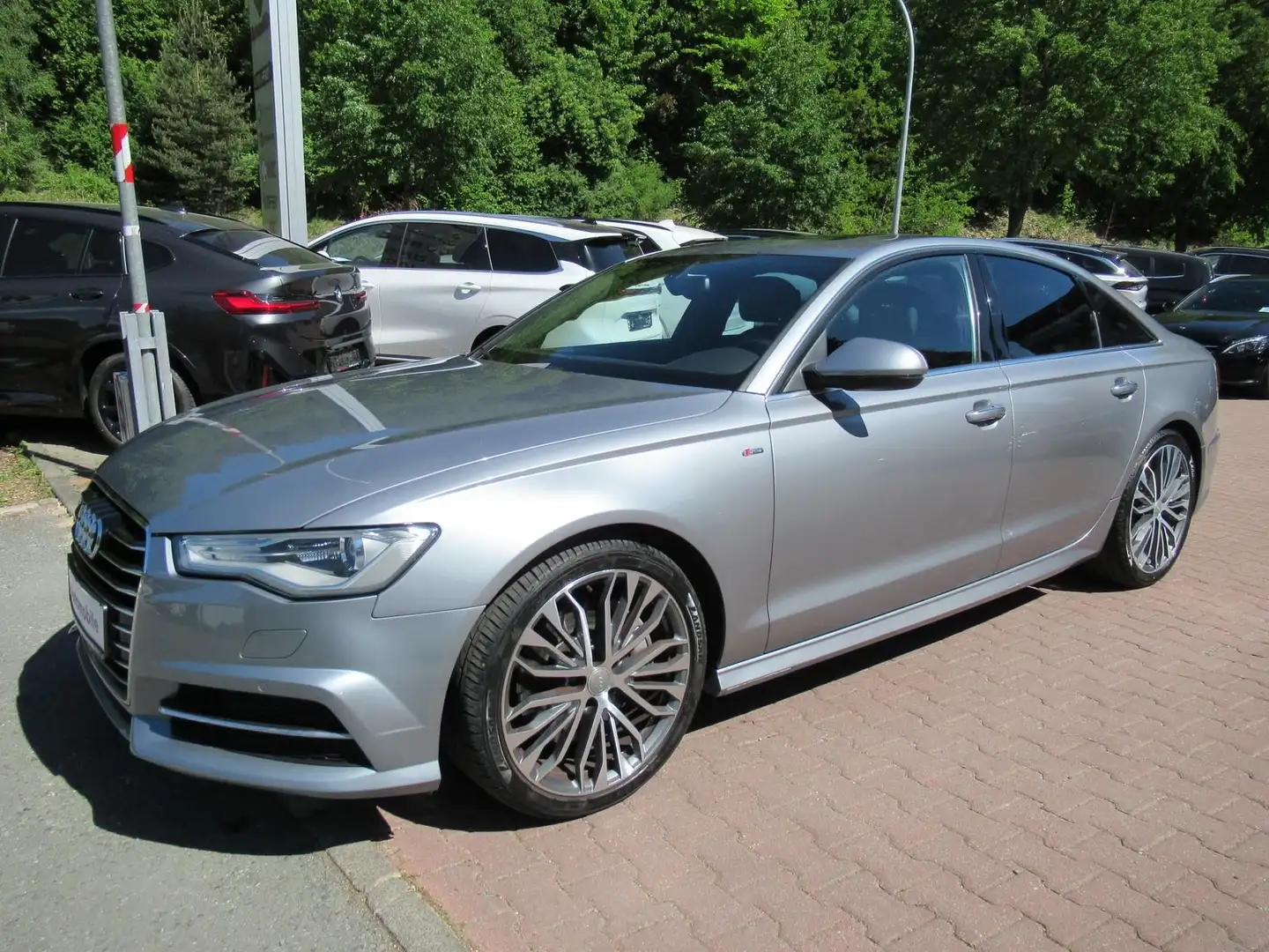 Audi A6 2.0 TFSI quattro*S-Line*20"*Bose*Memory*Leder - 1