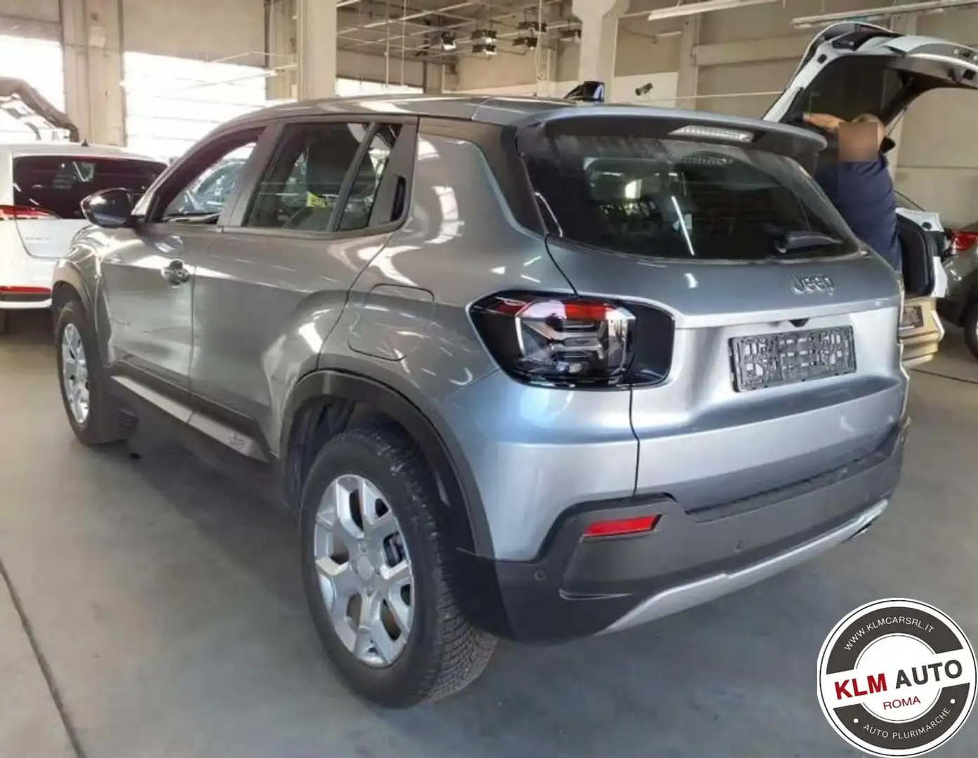 Jeep Avenger 1.2 Turbo 100 CV Longitude + VARI MODELLI Grigio - 2
