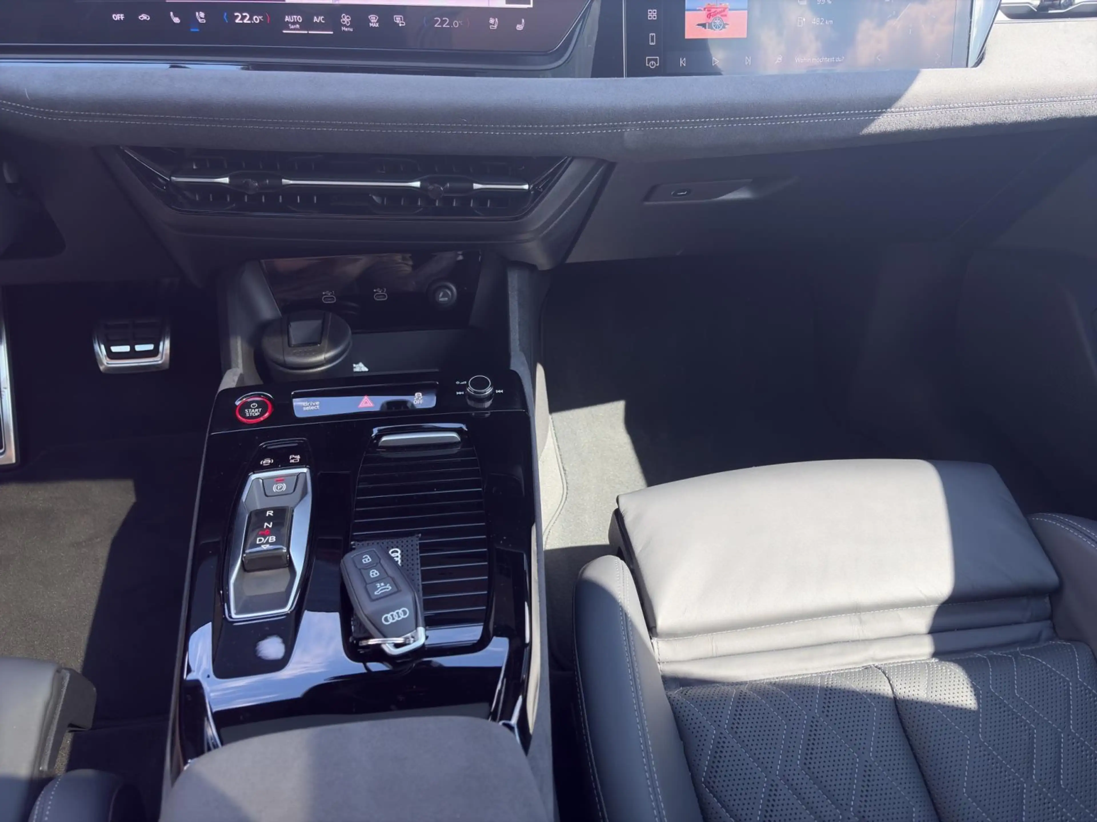Audi S6 e-tron Audi S6 Sportback e-tron — photo 12