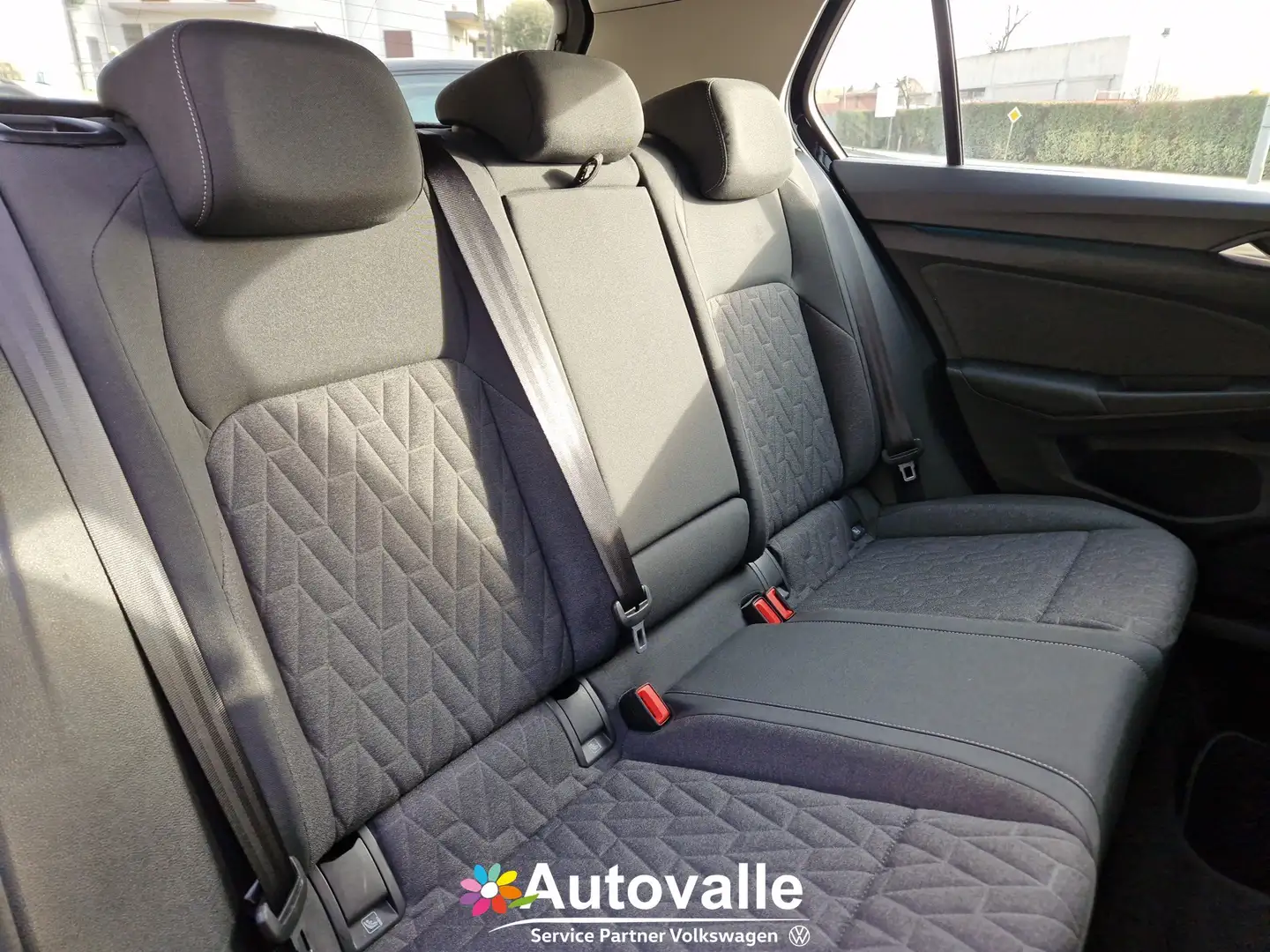 Volkswagen Golf Golf 2.0 TDI 115 CV SCR Life Nero - 2