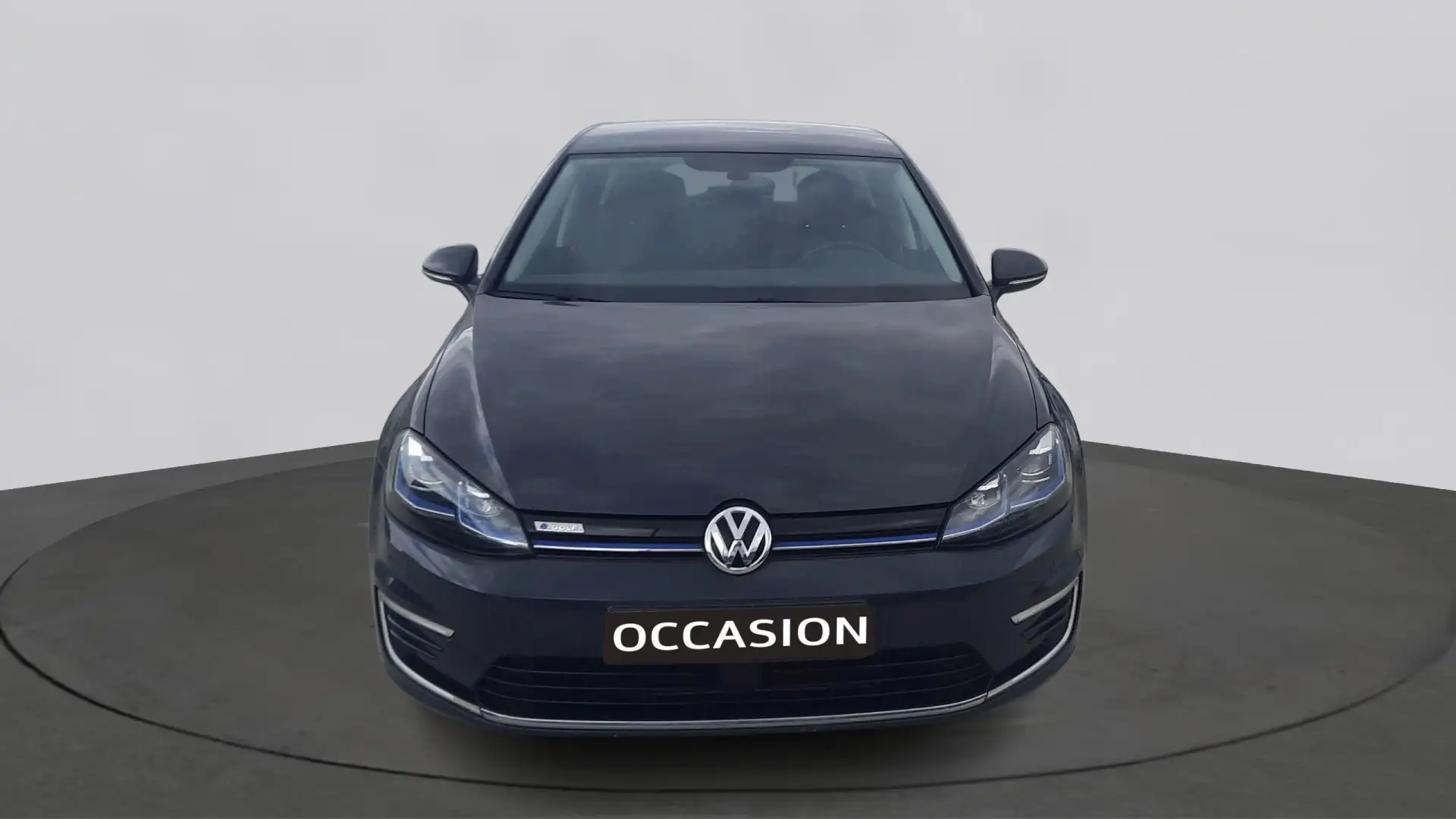 Volkswagen e-Golf 36kWh E-DITION | LED | Navigatie | / Warmtepomp Grijs - 2