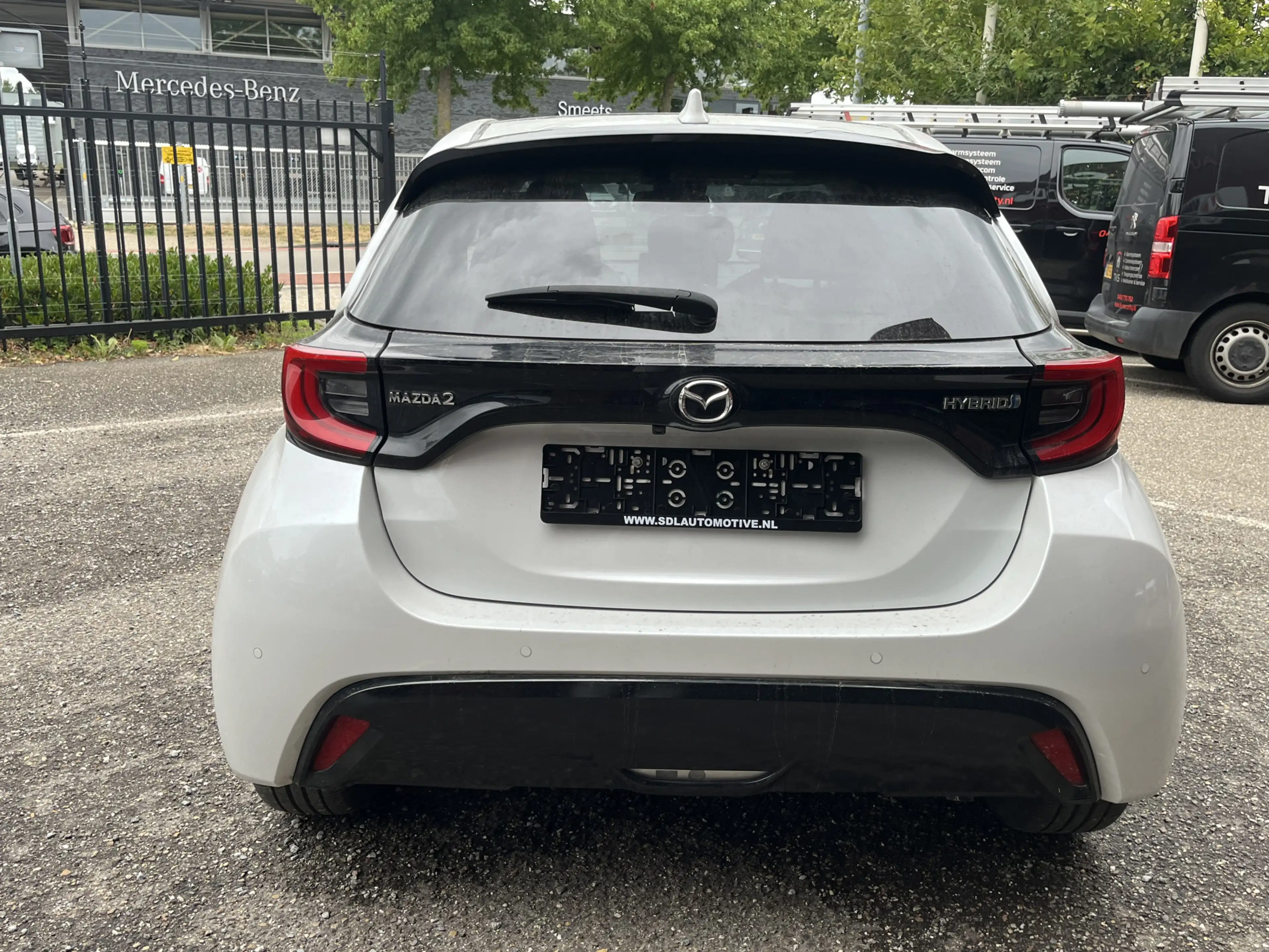 Mazda 2 Hybrid 1.5 Homura Plus // PANORAMADAK!! // ADAPTIV — photo 10