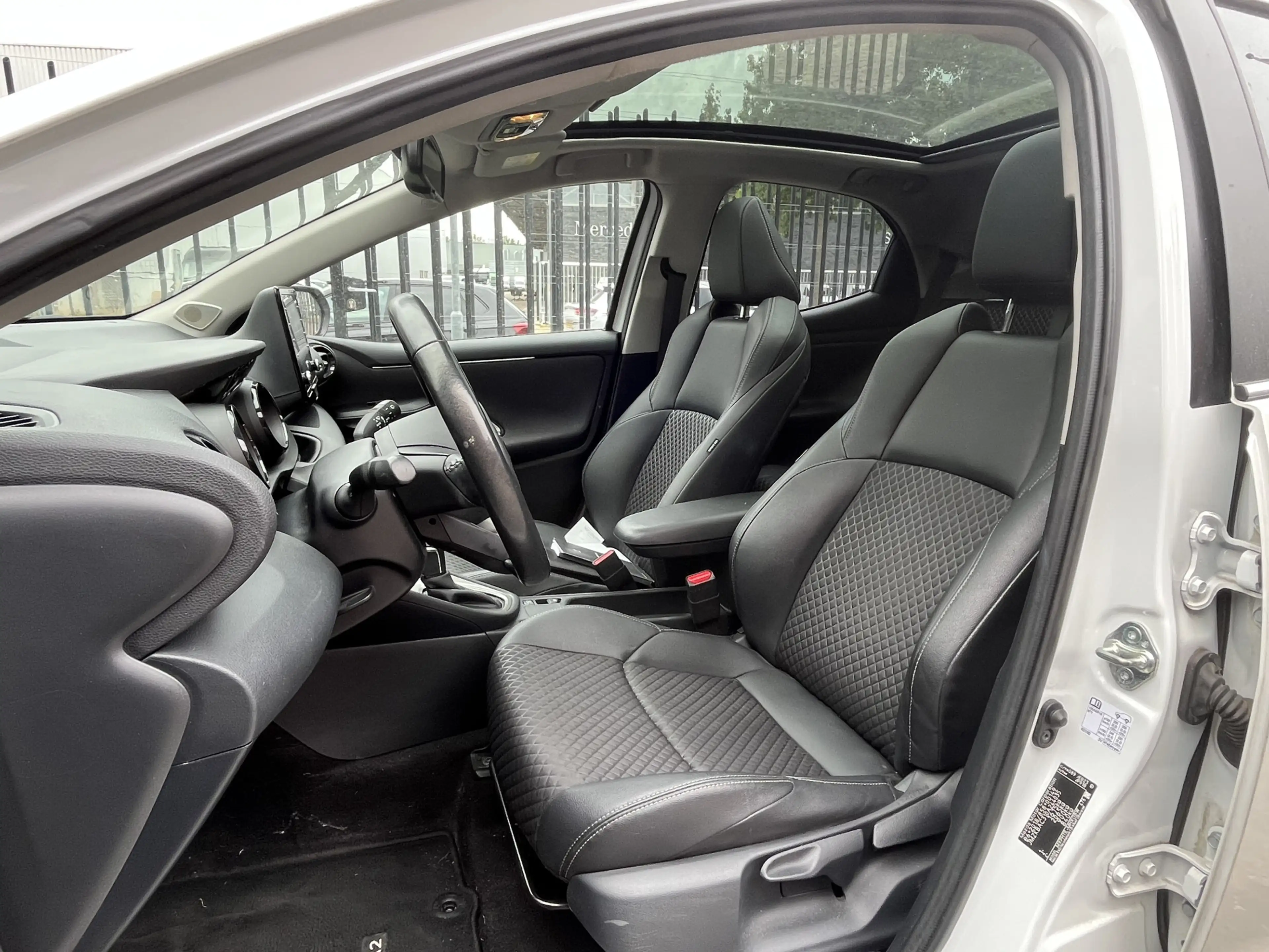 Mazda 2 Hybrid 1.5 Homura Plus // PANORAMADAK!! // ADAPTIV — photo 14