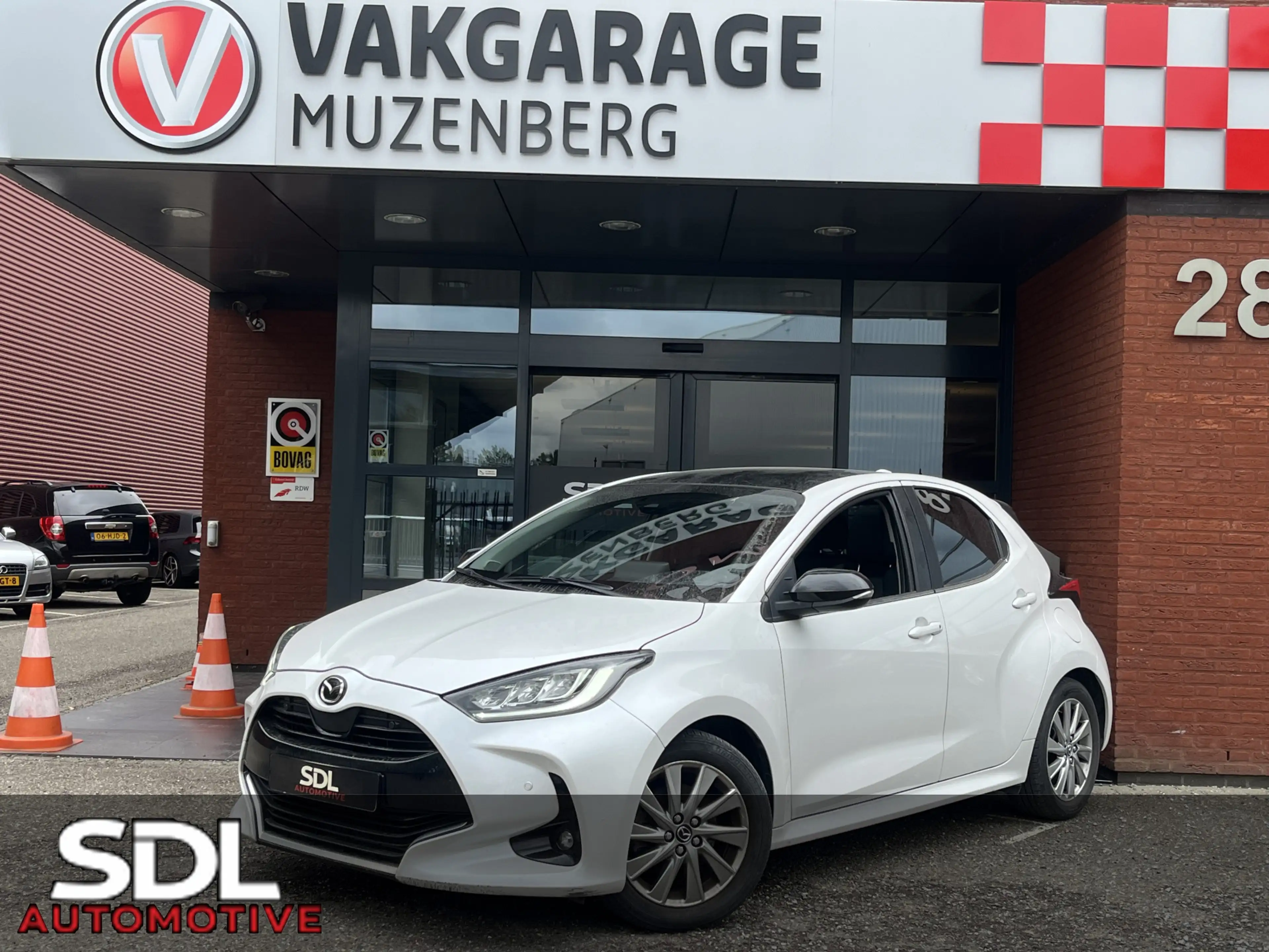 Mazda 2 Hybrid 1.5 Homura Plus // PANORAMADAK!! // ADAPTIV