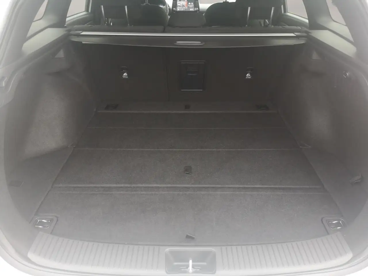 Hyundai i30 Kombi GO PLUS 1,0 T-GDI 120PS 11