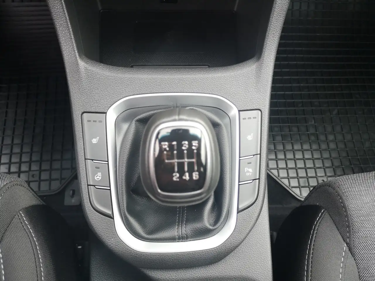 Hyundai i30 Kombi GO PLUS 1,0 T-GDI 120PS 15