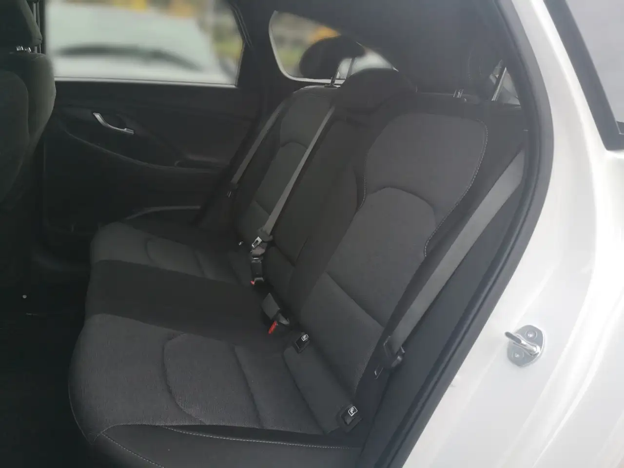 Hyundai i30 Kombi GO PLUS 1,0 T-GDI 120PS 10