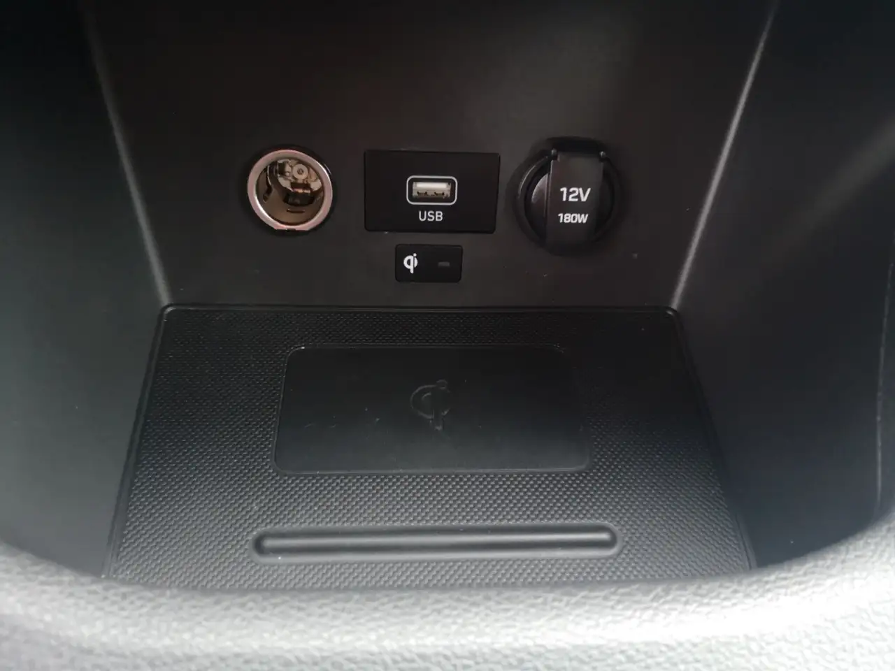 Hyundai i30 Kombi GO PLUS 1,0 T-GDI 120PS 16