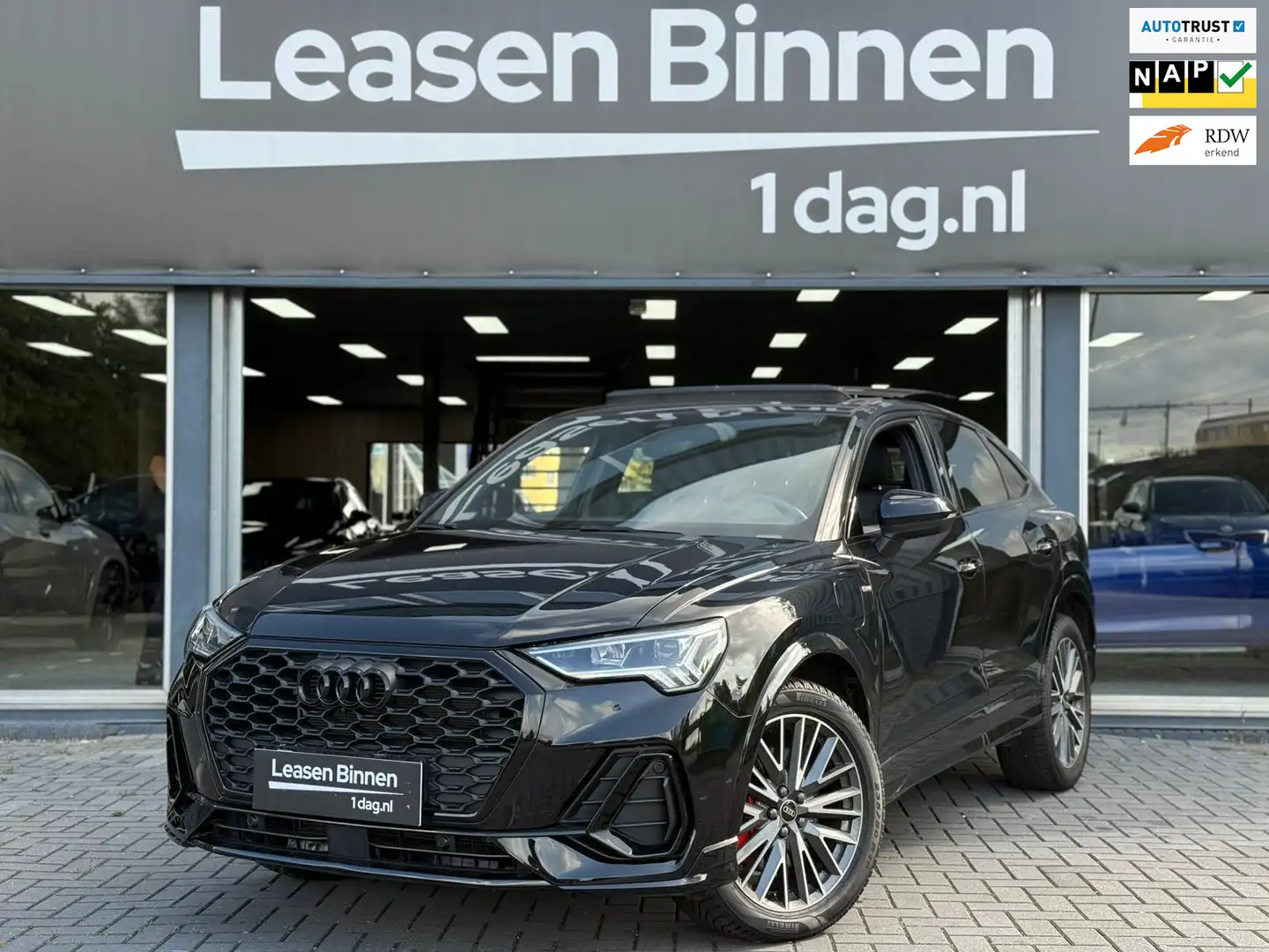 Audi Q3 Sportback 45 TFSI e S Edition Pano/360/Matrix/IQ Negro - 1