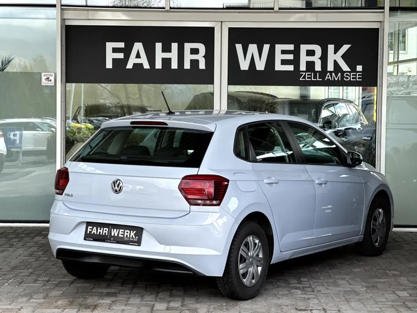 Volkswagen Polo 1.0 Austria Silber - 2