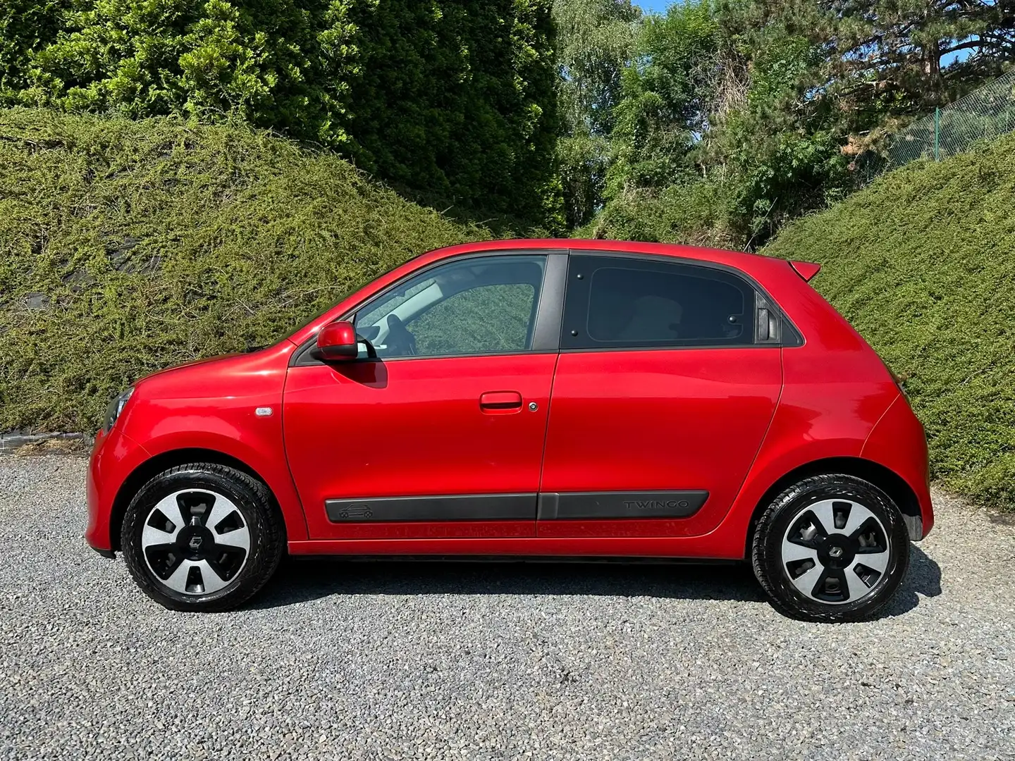 Renault Twingo 1.0i / Airco /Radar de recul /Bluetooth /Carnet Rood - 2