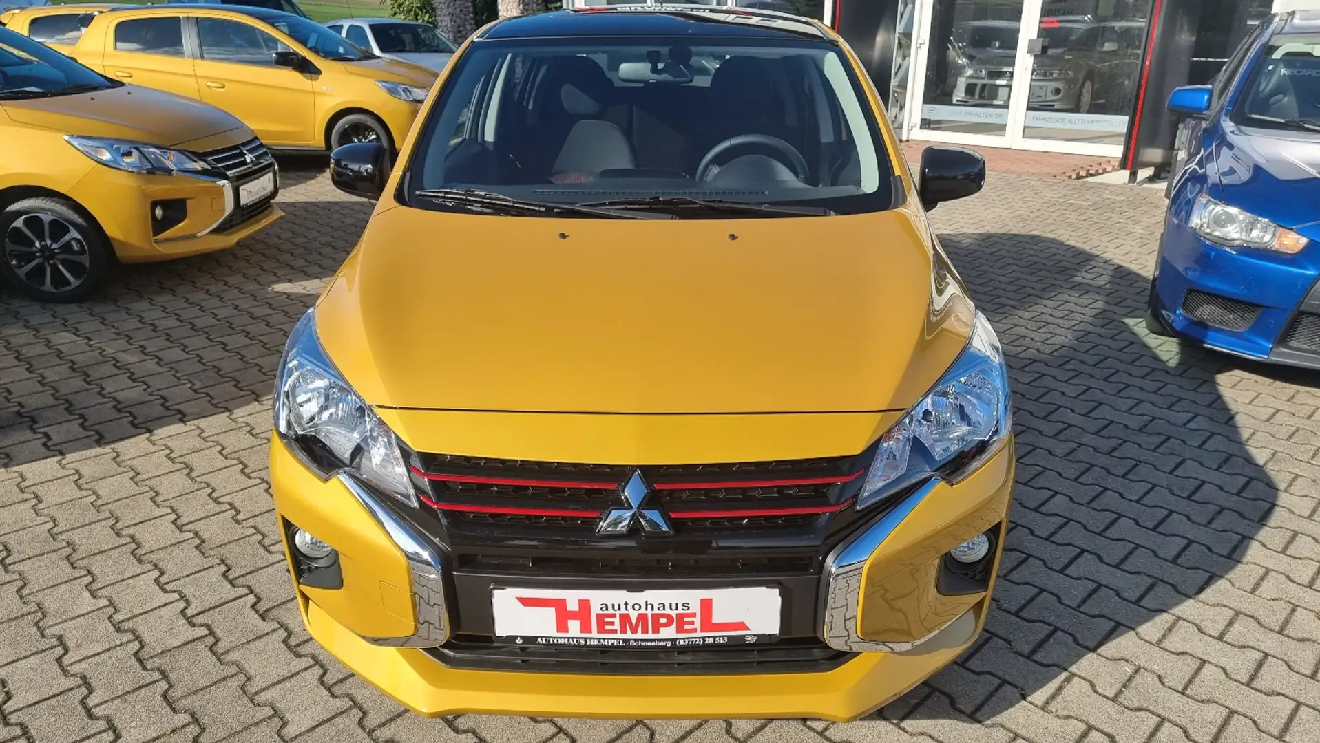 Mitsubishi Space Star Select+ Black1.2 MIVEC CVT R-Kamera Giallo - 2