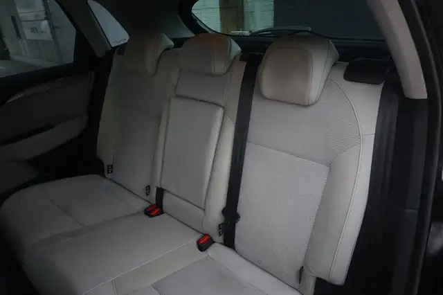Citroen Grand C4 Picasso view 3