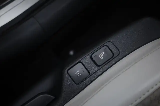 Citroen Grand C4 Picasso view 20