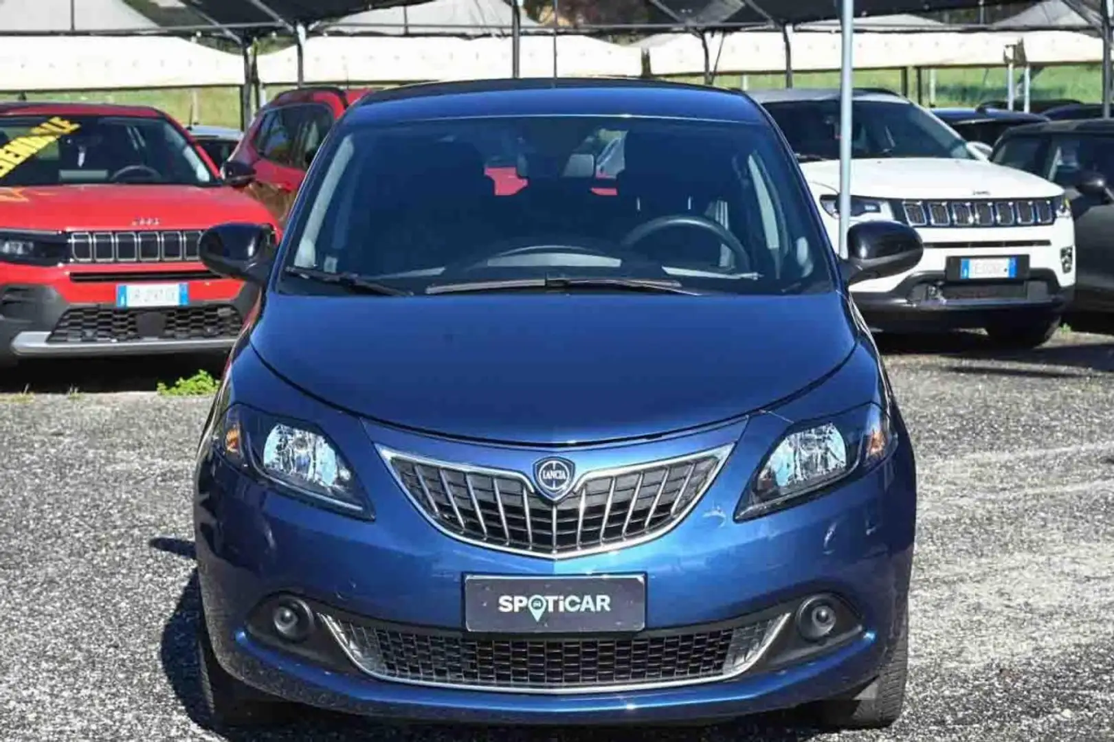 Lancia Ypsilon 1.0 FireFly 5 porte S&S Hybrid Silver Plus Bleu - 2