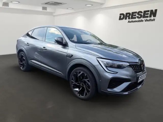 Renault Arkana view 2