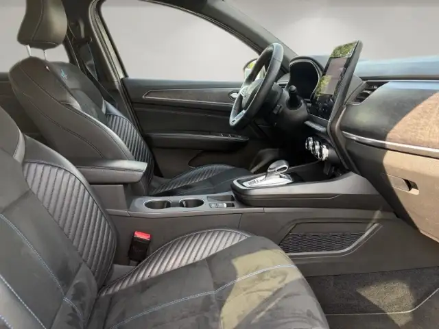Renault Arkana view 14