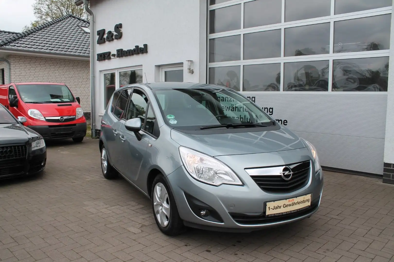 Opel Meriva B Design Edition TÜV-NEU Silber - 1