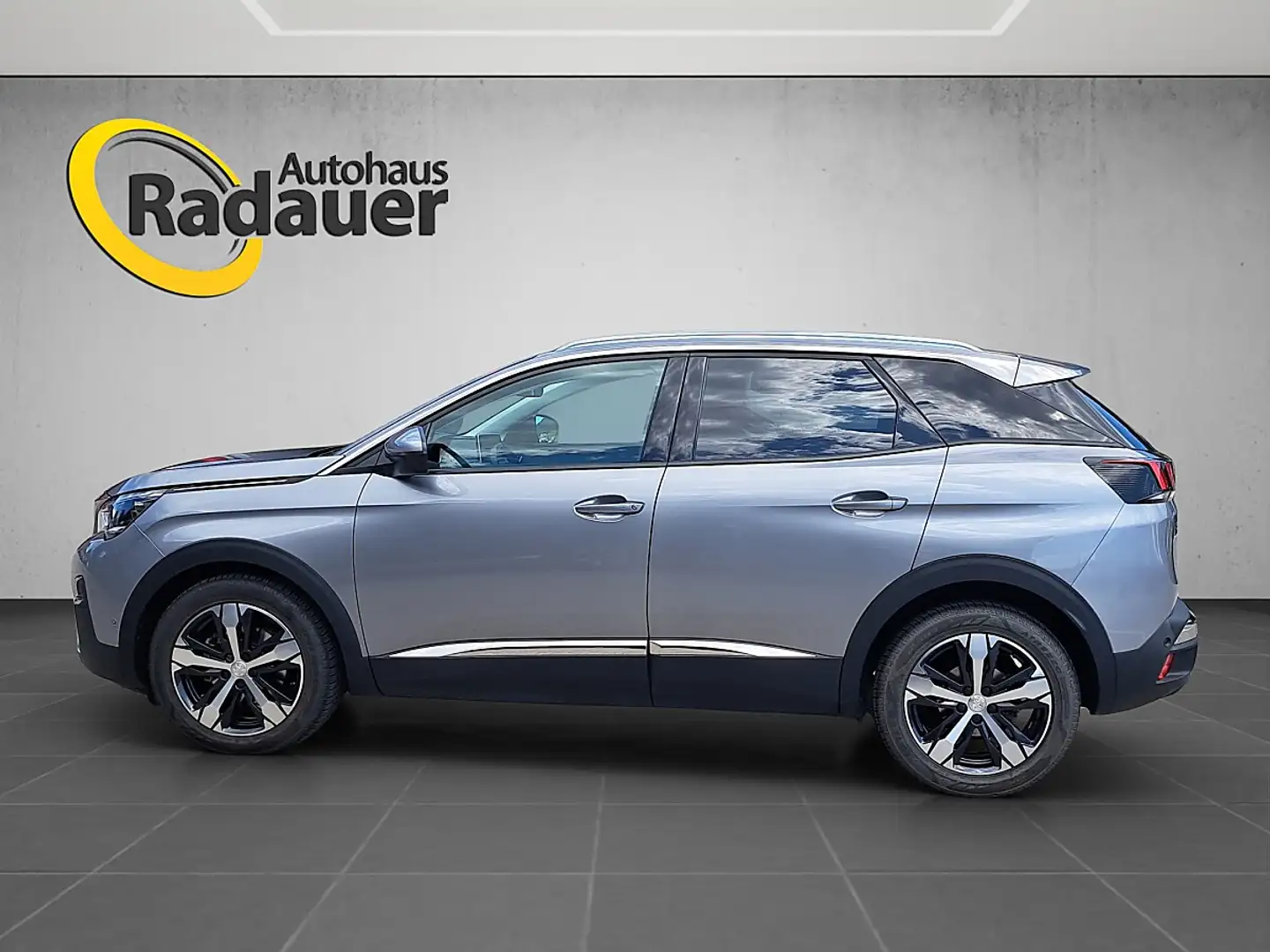 Peugeot 3008 1.2 PureTech 130 Allure Grau - 2