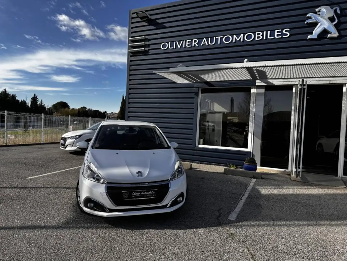 Peugeot 208 1.6 BLUEHDI 100 S&amp;S ACTIVE BUSINESS Blanc - 2