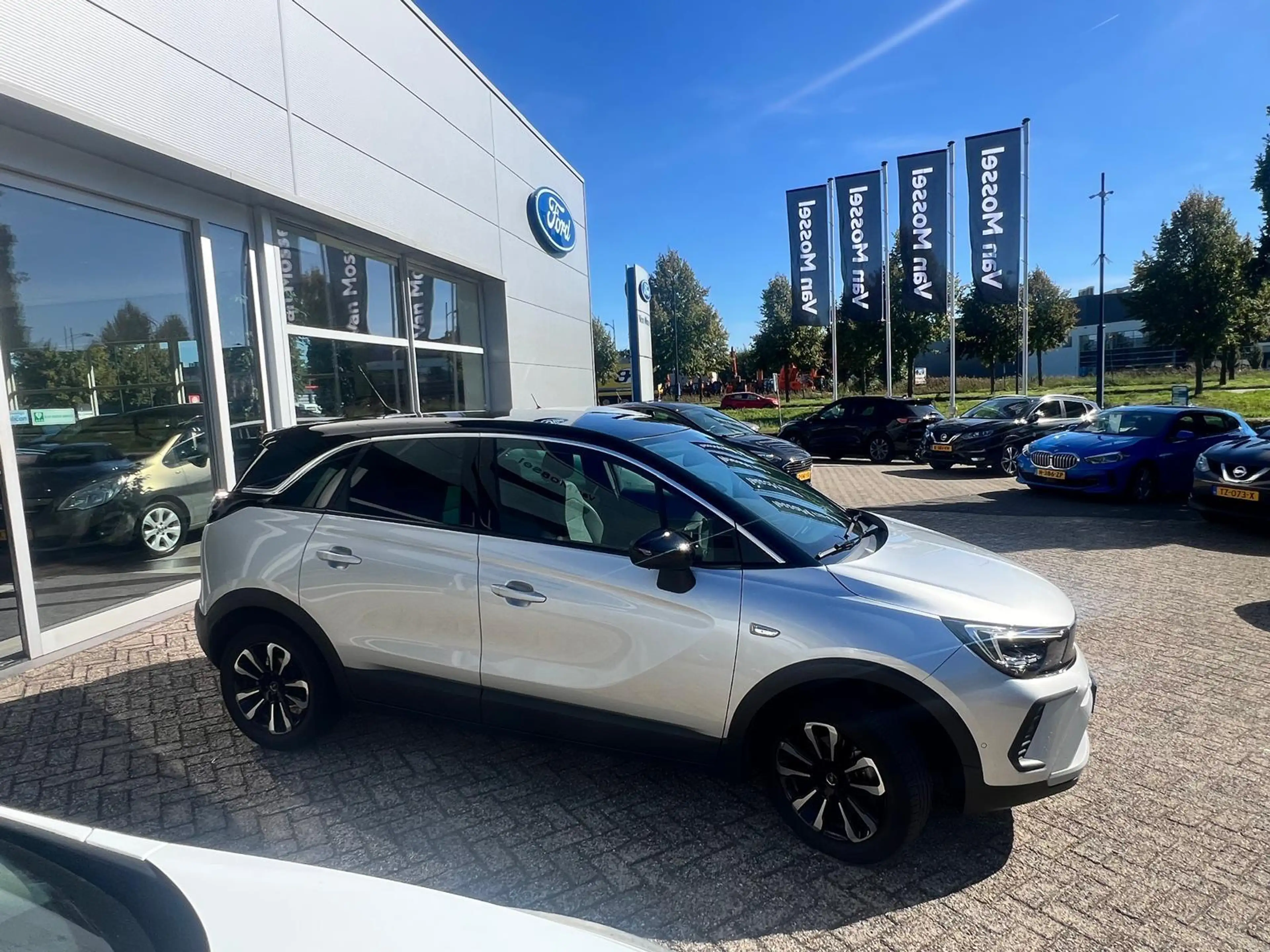 Opel Crossland 1.2 Turbo Elegance | Camera | Parkeersensoren | Na — photo 6