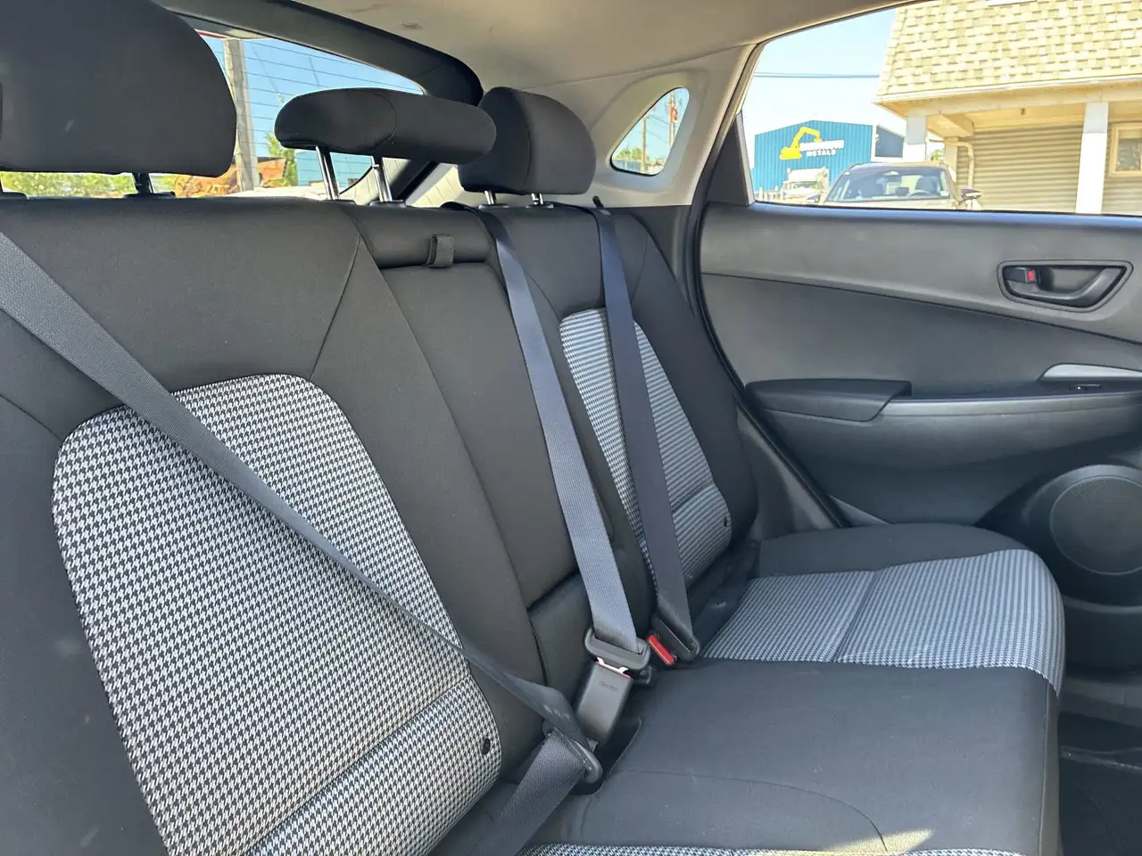 Hyundai KONA снимка Hyundai KONA