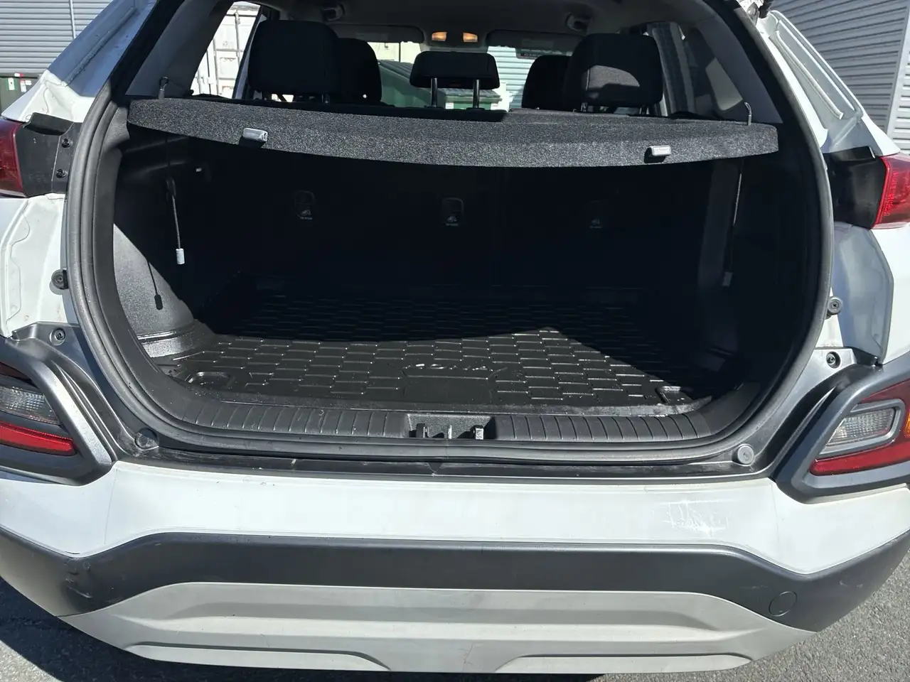 Hyundai KONA снимка Hyundai KONA
