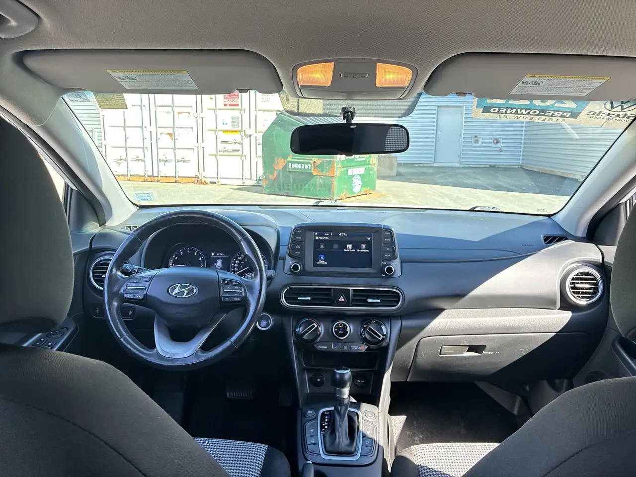 Hyundai KONA снимка Hyundai KONA