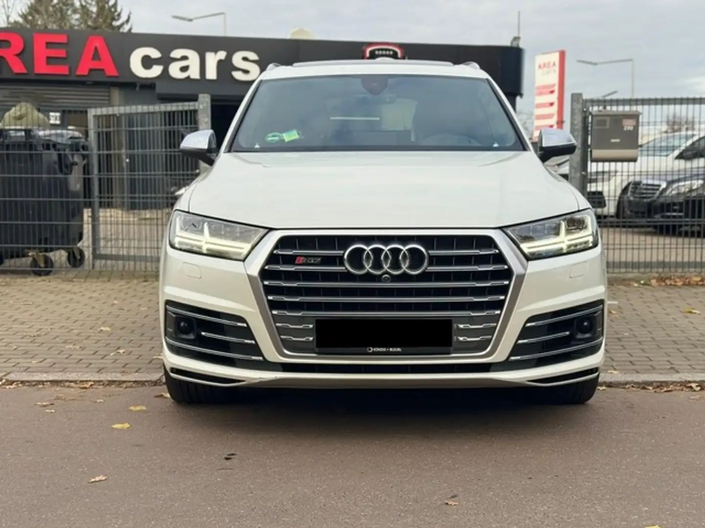 Audi SQ7 4.0 TDI4.0*PANO*7S-SITZER*BOSE*HUD*TV Weiß - 2