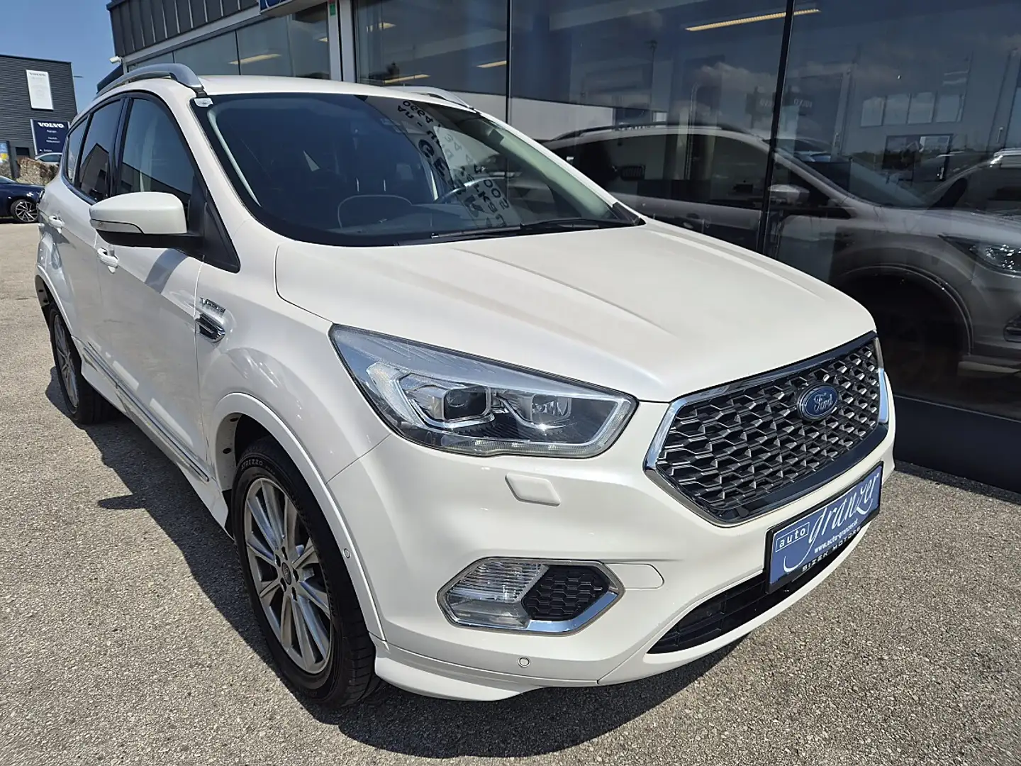 Ford Kuga 2,0 TDCi Vignale Powershift Aut. AWD Weiß - 2