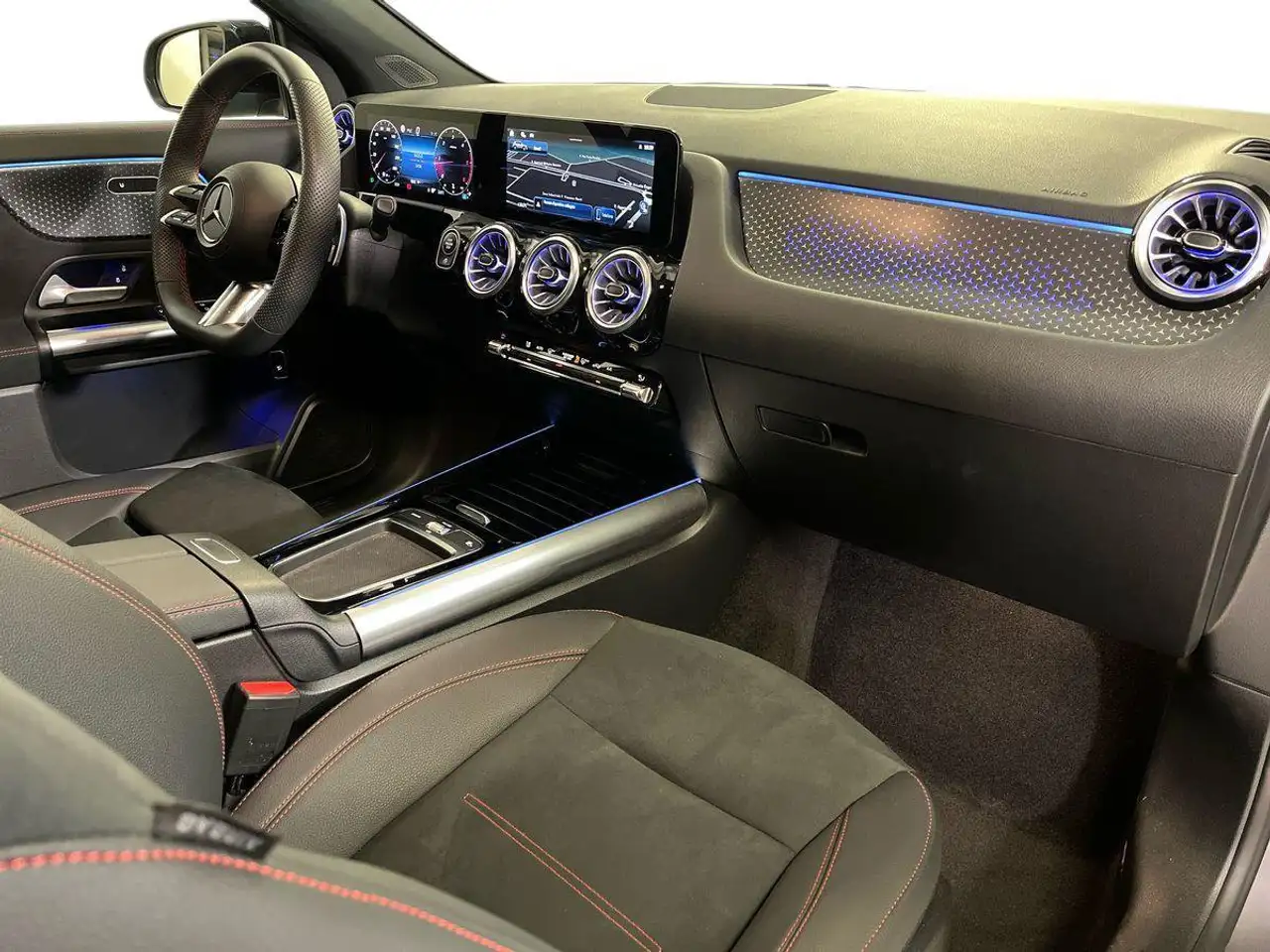 Mercedes-Benz GLA 2026 — фото 15