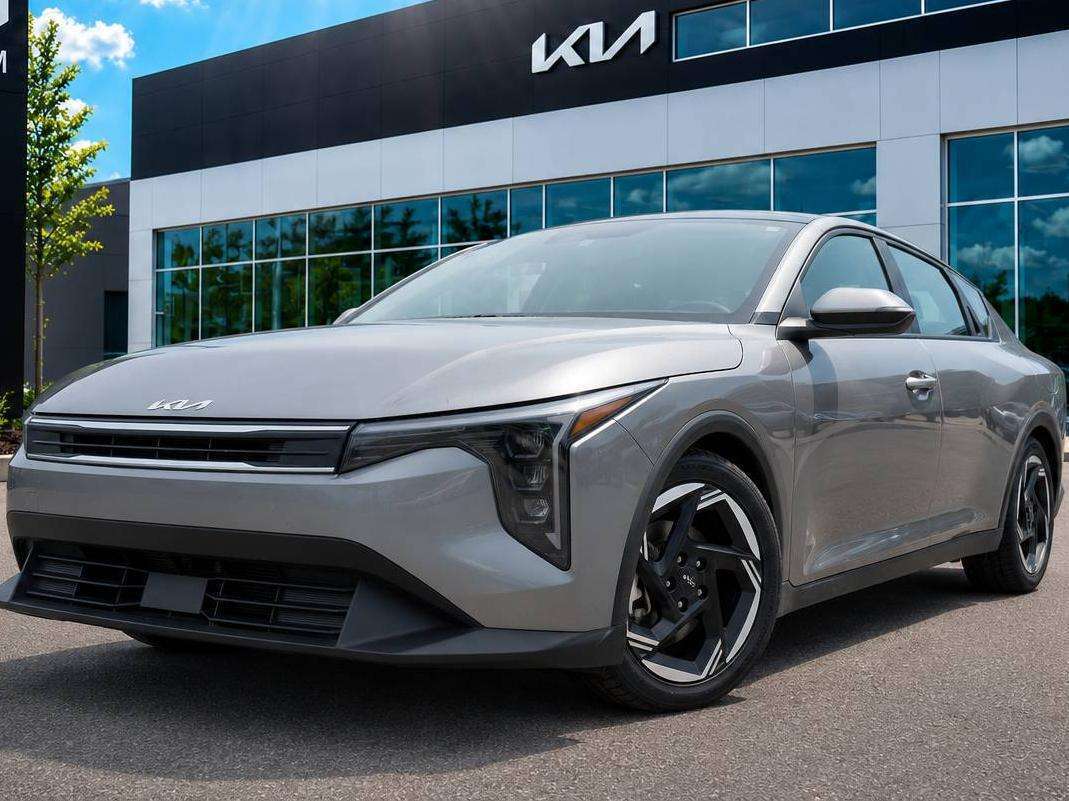 2025 Kia K4 EX