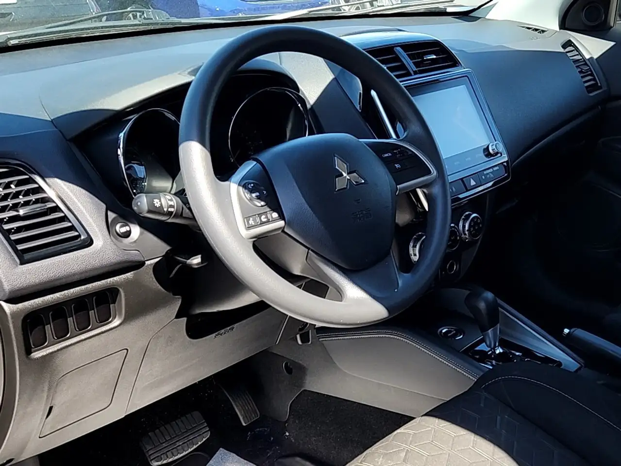 Mitsubishi RVR снимка Mitsubishi RVR