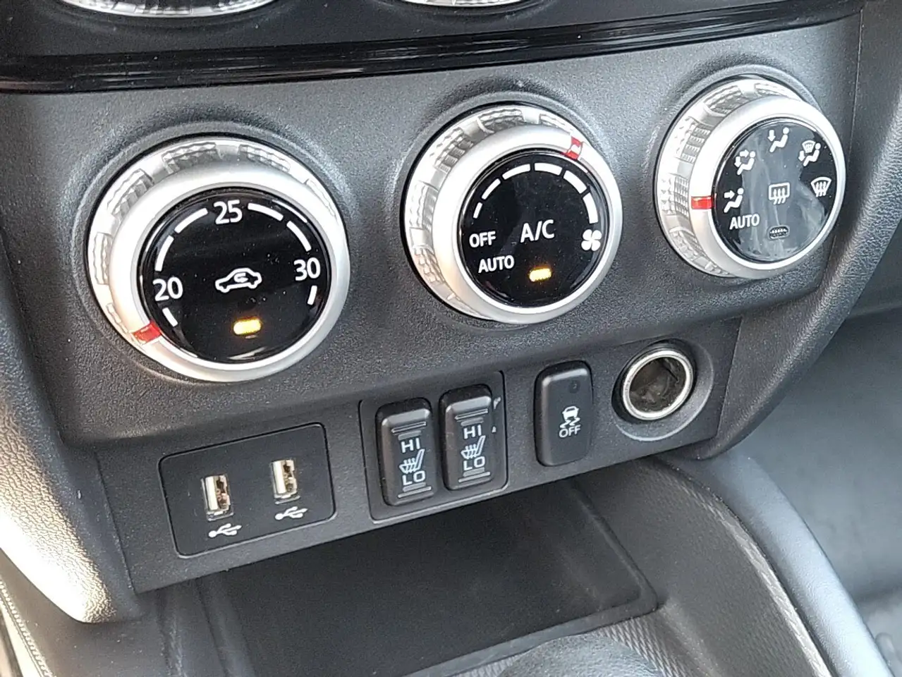Mitsubishi RVR снимка Mitsubishi RVR