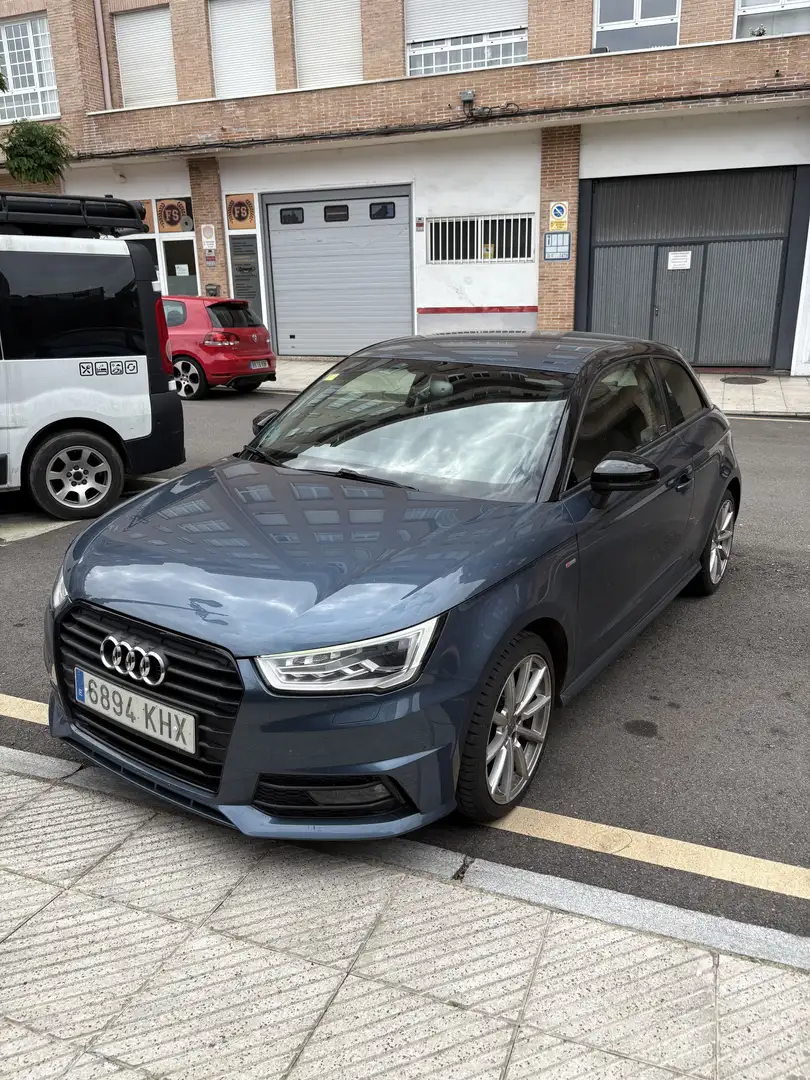 Audi A1 1.0 TFSI Attraction S tronic - 2