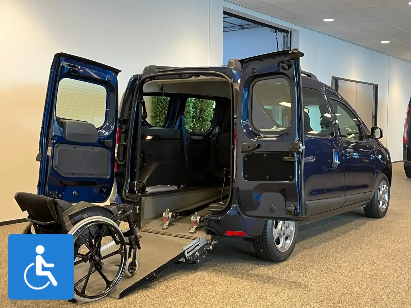 Dacia Dokker Rolstoelauto 3+1 of 5+0 rolstoel geschikt Bleu - 2