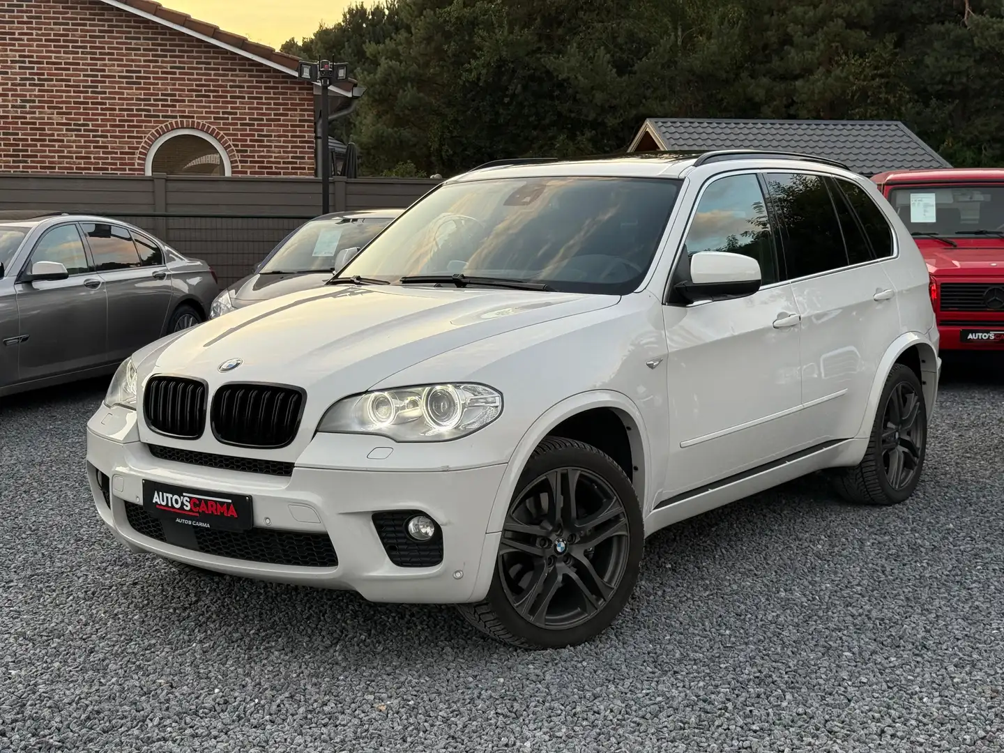 BMW X5 xDrive40d M-Pack Pano Airco Navi Camera * Blanc - 1