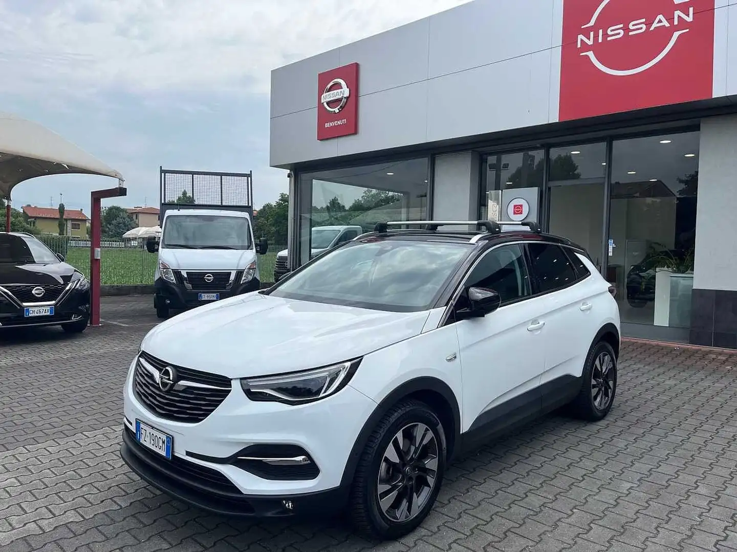 Opel Grandland X 1.5 diesel Ecotec Start&Stop Blanco - 2