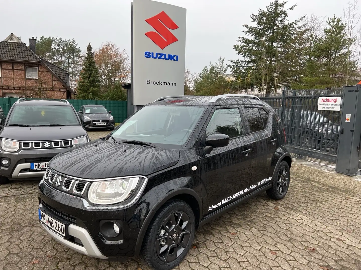 Suzuki Ignis 1.2 83 PS DUALJET CVT Comfort Automatik Schwarz - 1