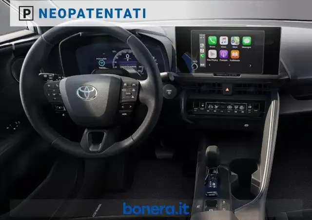 Toyota C-HR view 5