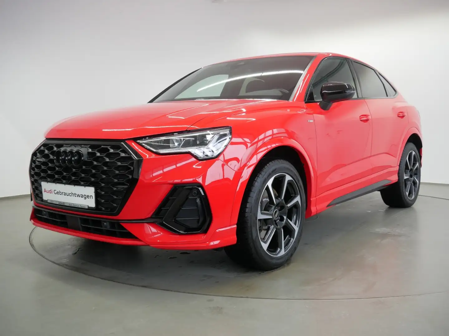 Audi Q3 Sportback 40 TDI quattro S tro. S line LED virt. C Rot - 2