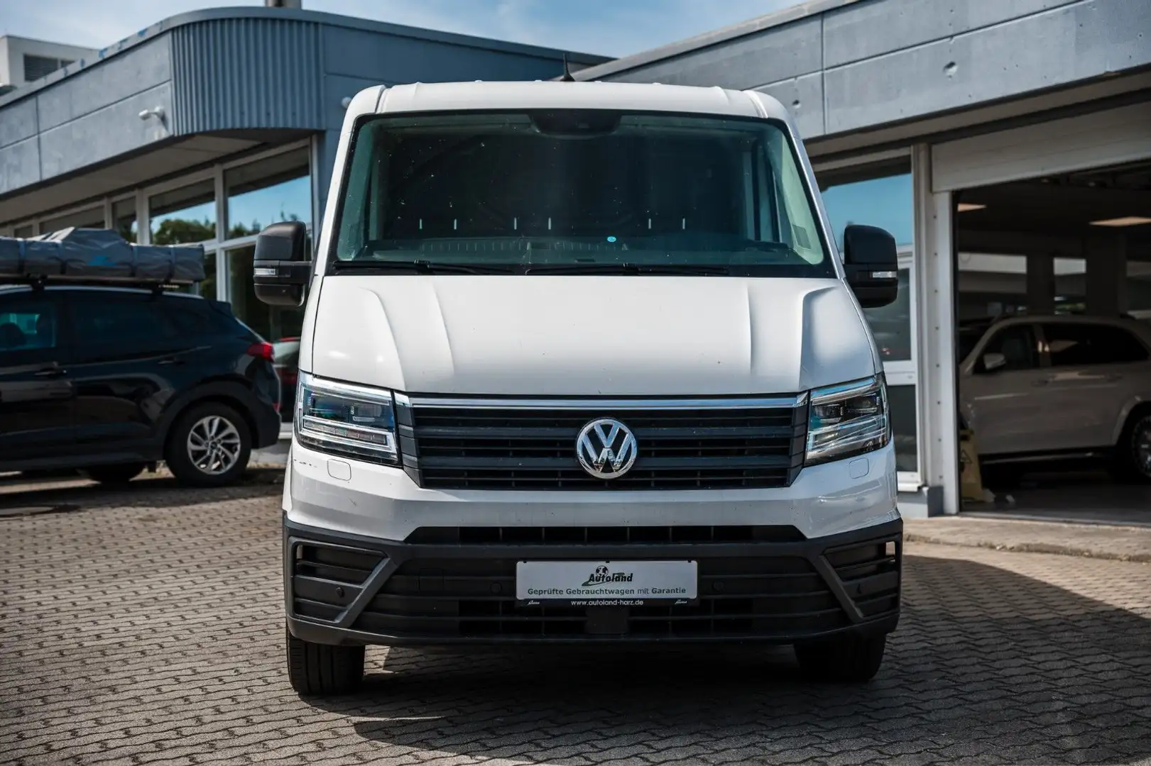 Volkswagen Crafter 30 TDI*LED*NAV*ACC*KAMERA*AHK*SHZG*VOLL Weiß - 1