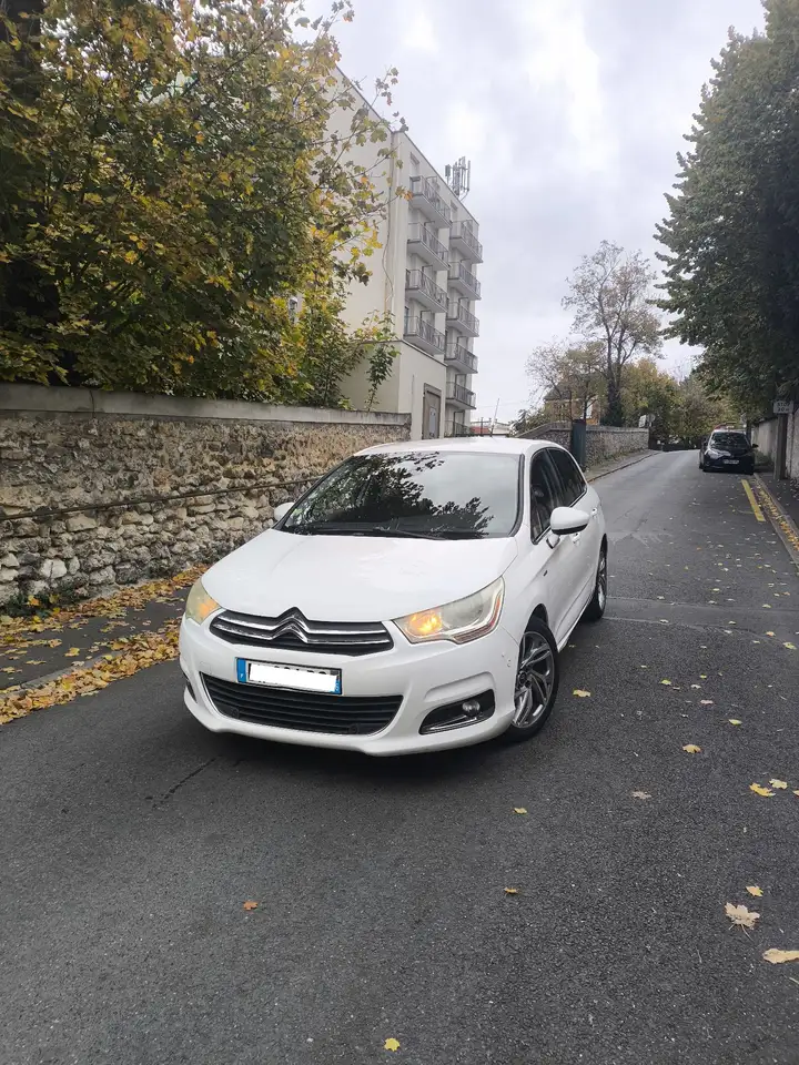 Citroen C4 HDi 110 Airdream Exclusive BMP6