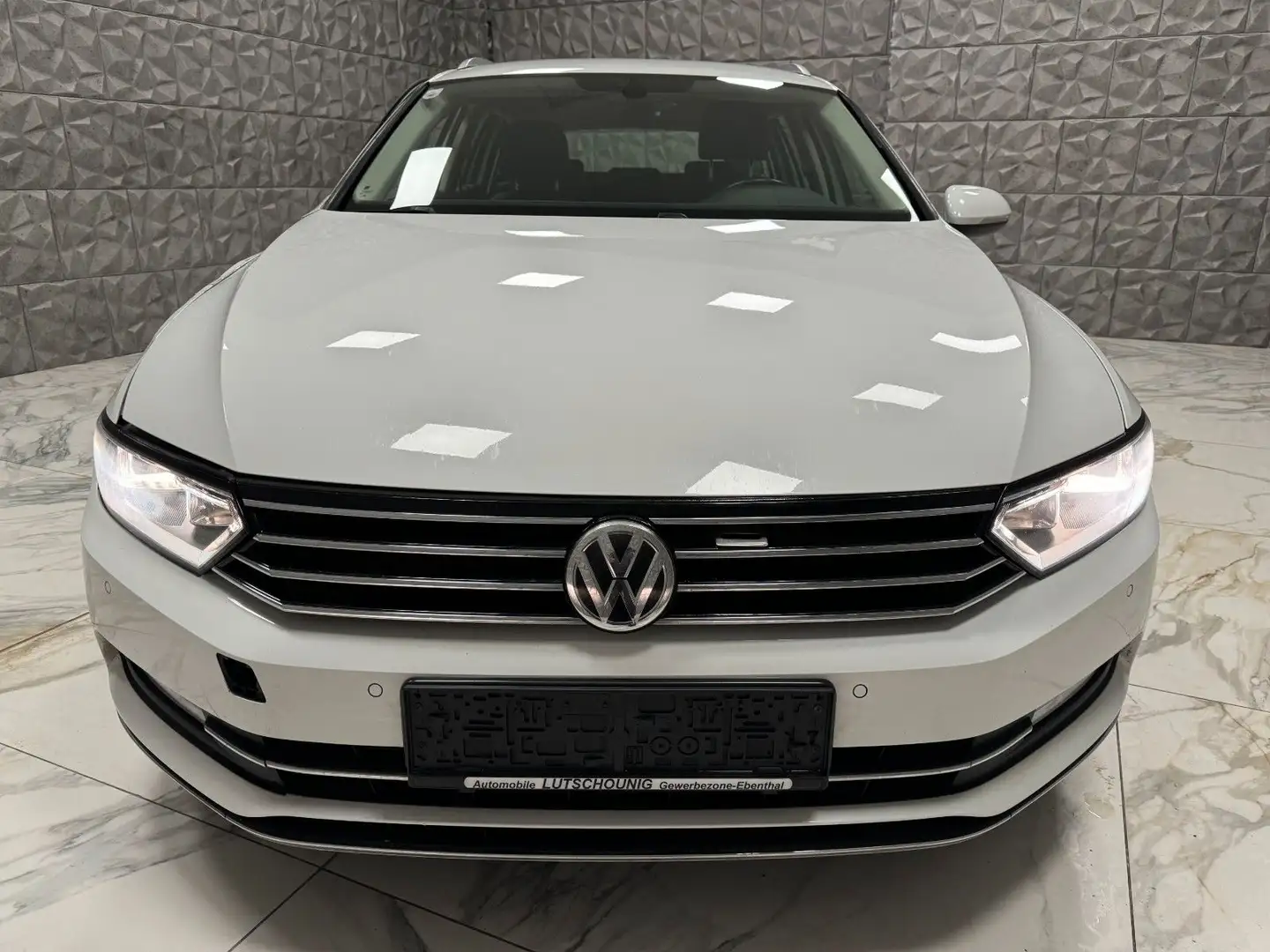 Volkswagen Passat Variant Highline 2,0 TDI SCR DSG*140kw* Blanc - 2