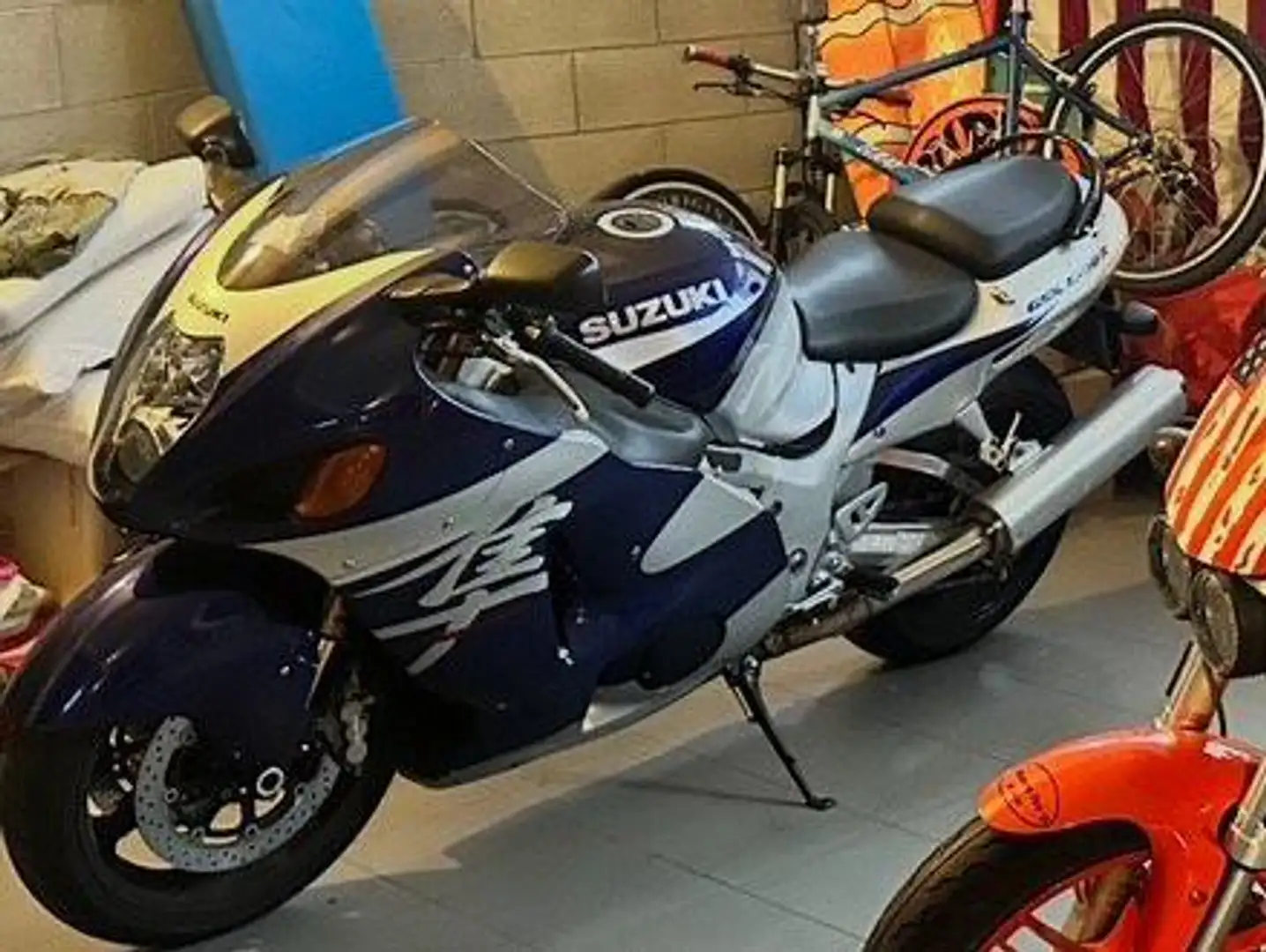 Suzuki Hayabusa 2006 Blu/Azzurro - 1
