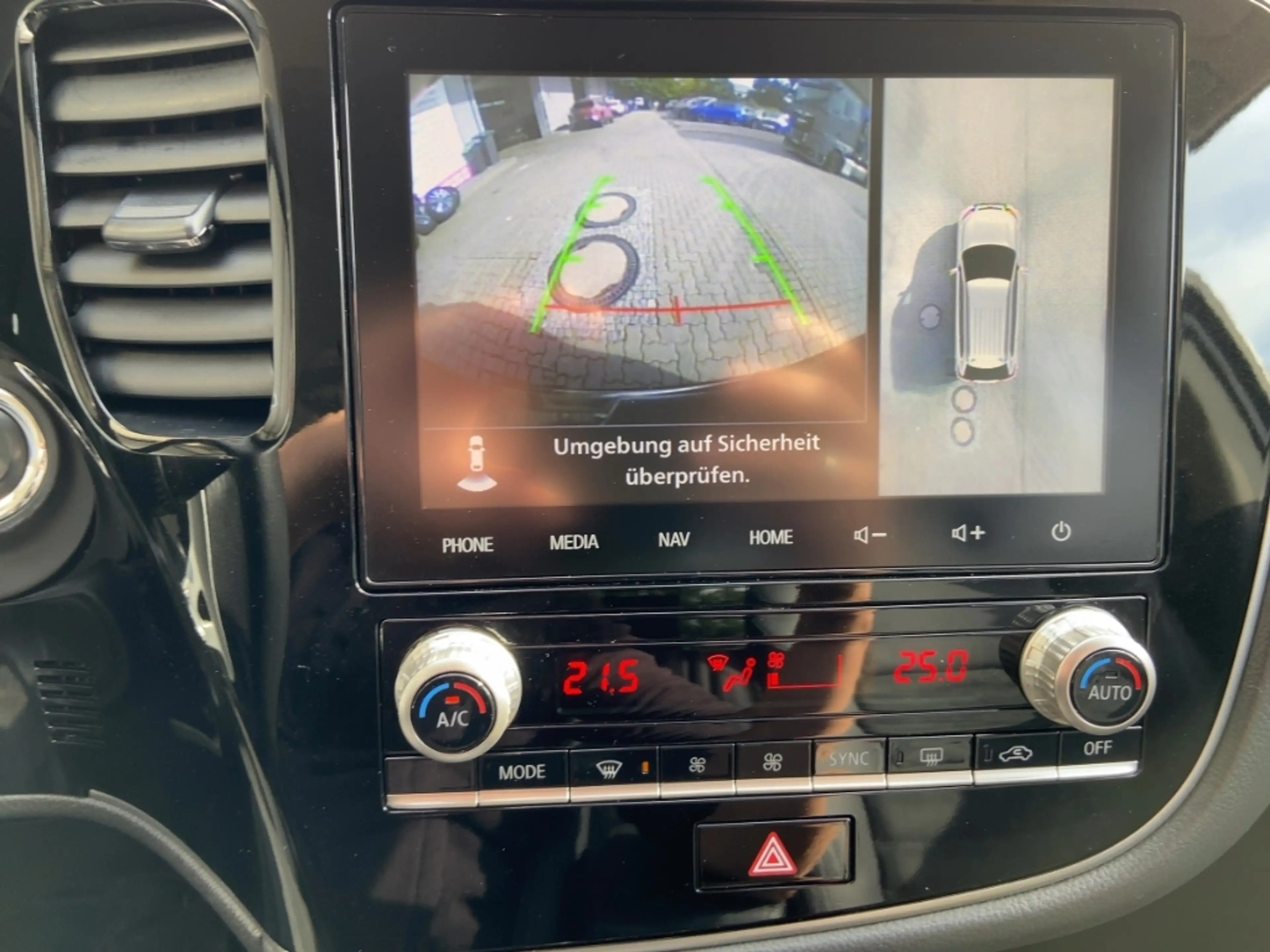 Mitsubishi Outlander Diamant Edition+ 4WD 2.0 150PS Automatik LED/NAVI/ — photo 12