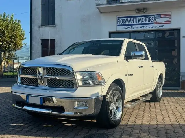 Dodge RAM Laramie 5.7 V8