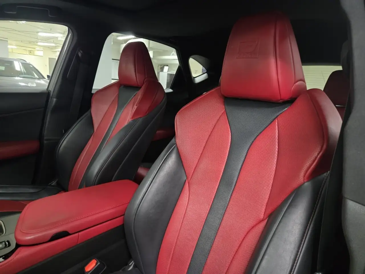 Lexus NX снимка Lexus NX