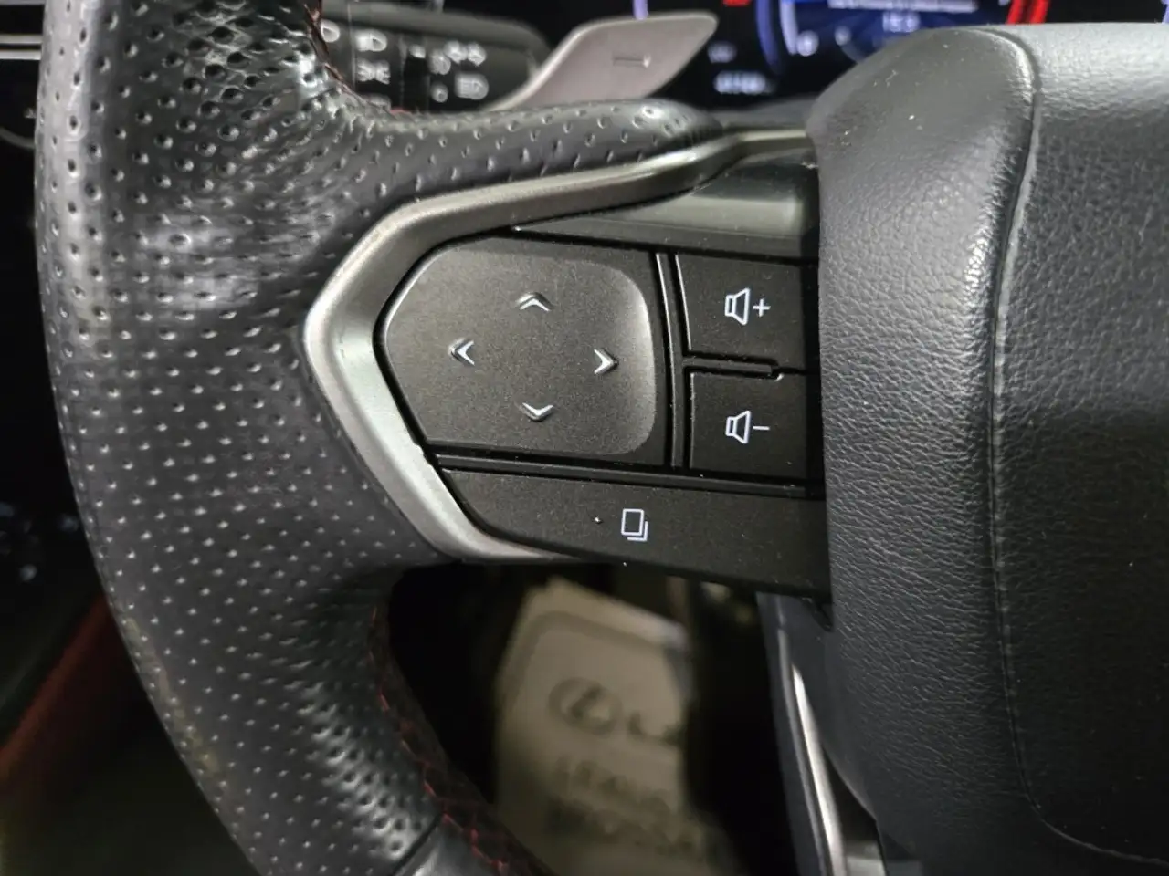 Lexus NX снимка Lexus NX