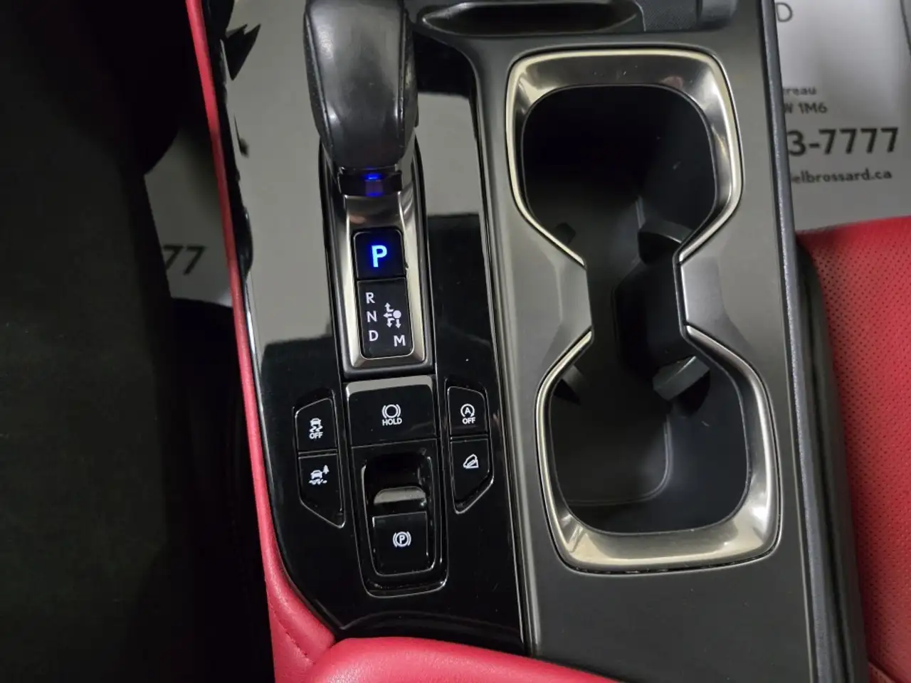 Lexus NX снимка Lexus NX